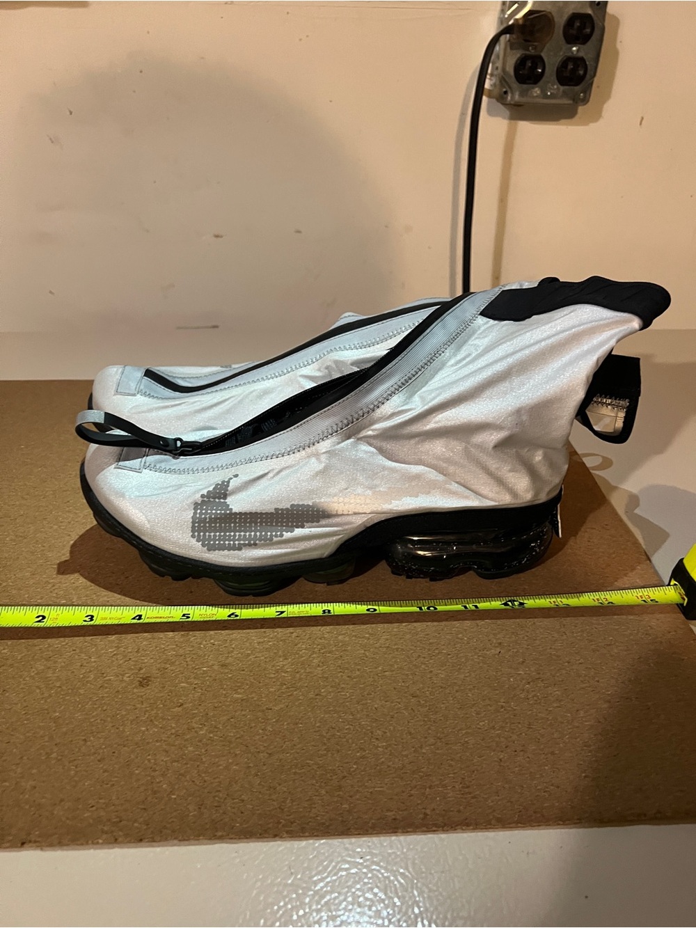 Nike x Ambush - Air VaporMax Flyknit Gaiter ISPA in reflective silver